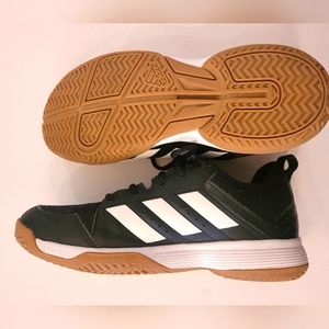 Adidas Youth Ligra 7 Cross Trainer shoes